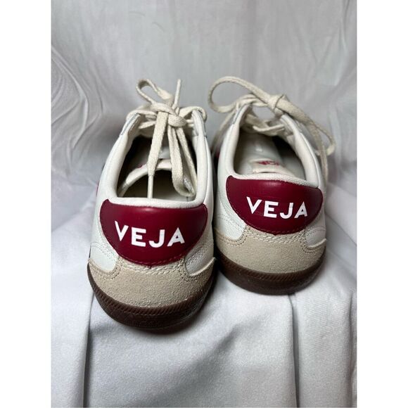 Veja Men's Volley Sneakers White/Red/Beige Size 11 NWOT - Picture 8 of 12